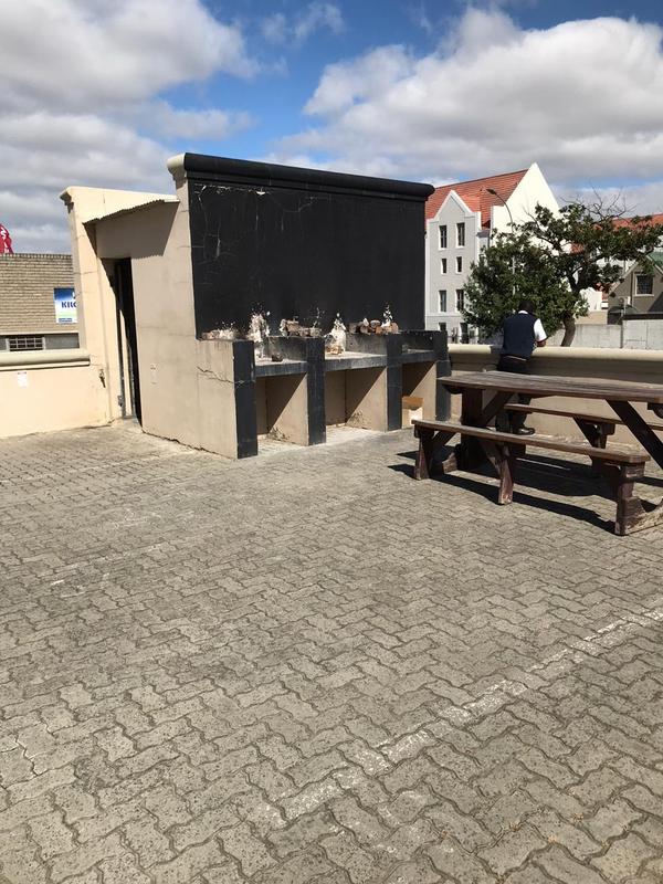 2 Bedroom Property for Sale in Stellenbosch Central Western Cape